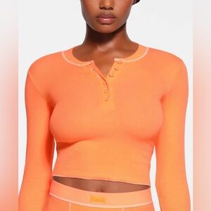 SKIMS Cotton Rib Henley XS